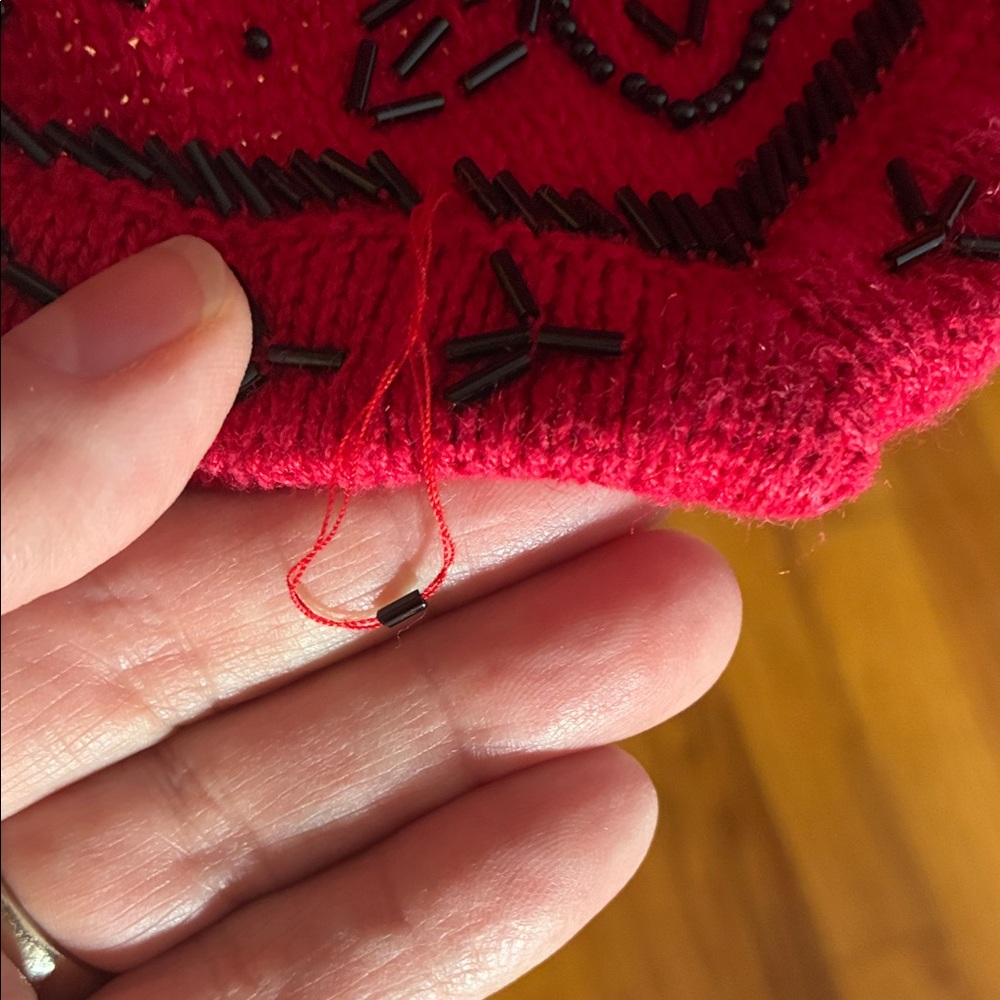 Worthington L Red Knit vest with Black beading and buttons Vintage Holiday Party - Picture 7 of 9